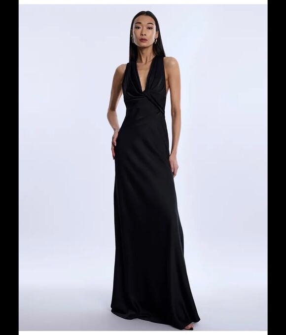 o.p.t Dresses & Skirts - New O.P.T black gown Dress size 2 $245